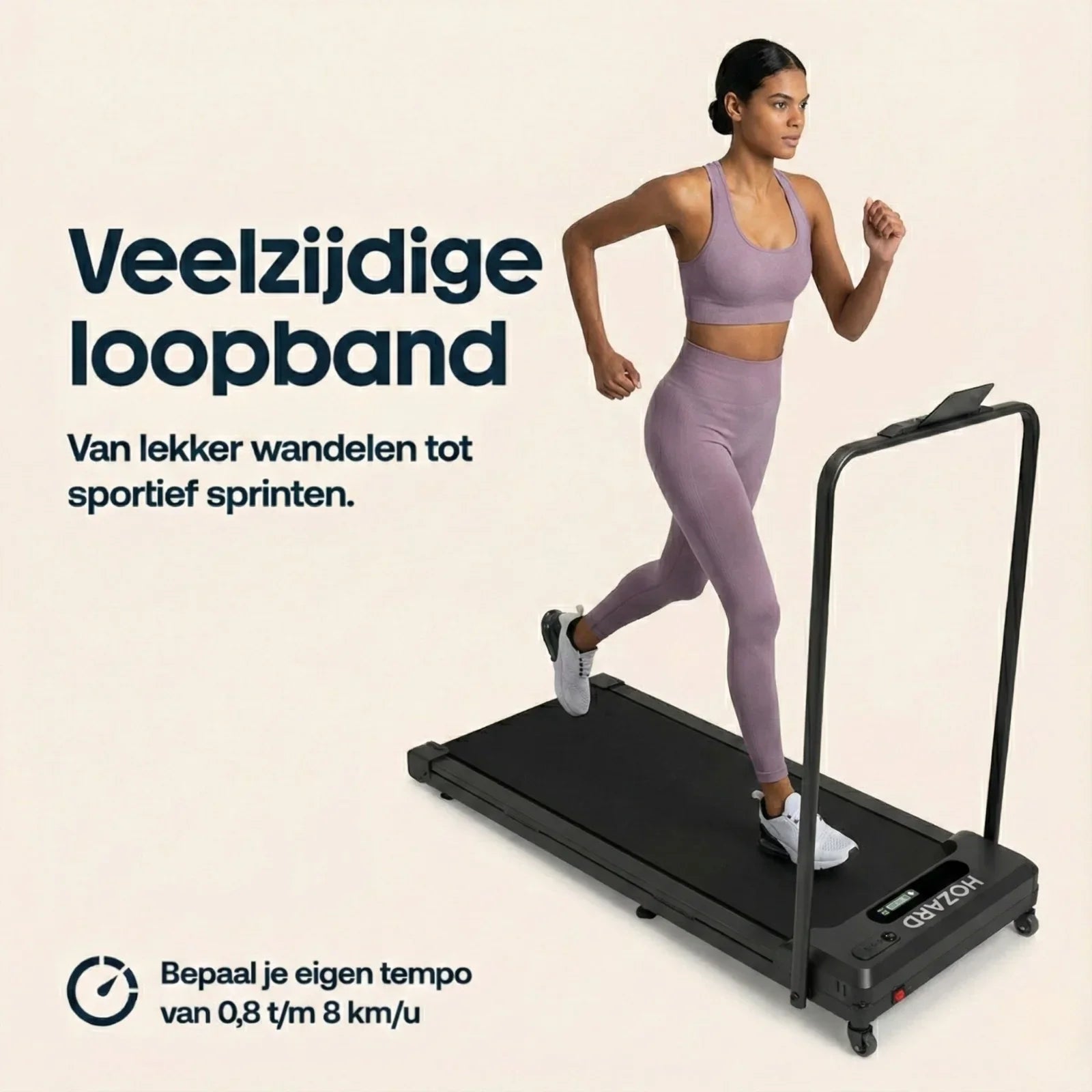 Vrouw rent op elektrische loopband, fitnessapparaat voor wandelen en sprinten, instelbare snelheid.