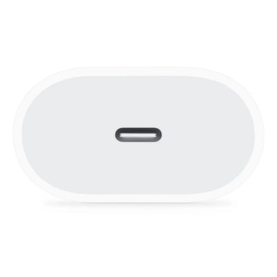 Witte USB-C oplader adapter voor elektronica, minimalistisch ontwerp, close-up beeld